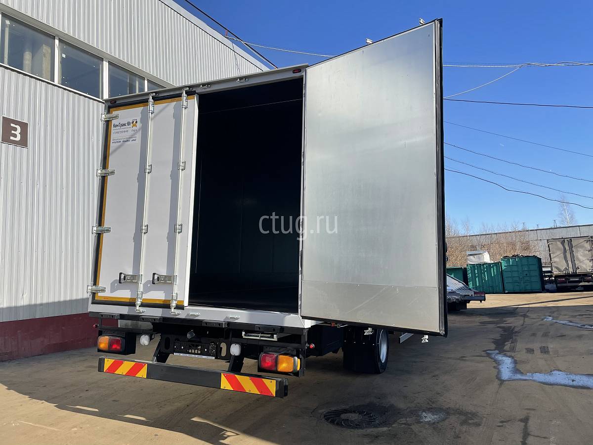 Daewoo Novus CC4CT с изотермическим фургоном