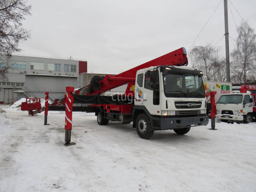 Daewoo Novus CC4CT автовышка HORYONG